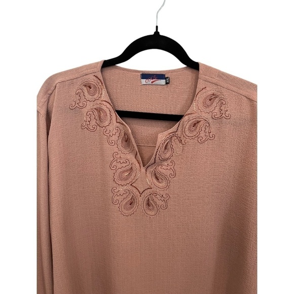 COOL Long Sleeve V-Neck Embroidered Lightweight Top Size XXL - Picture 2 of 3